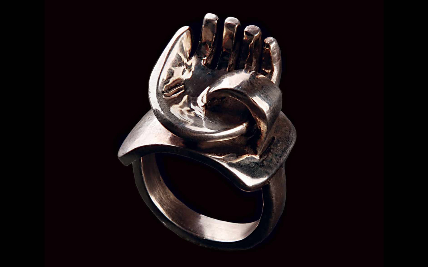 Hand Ring 4